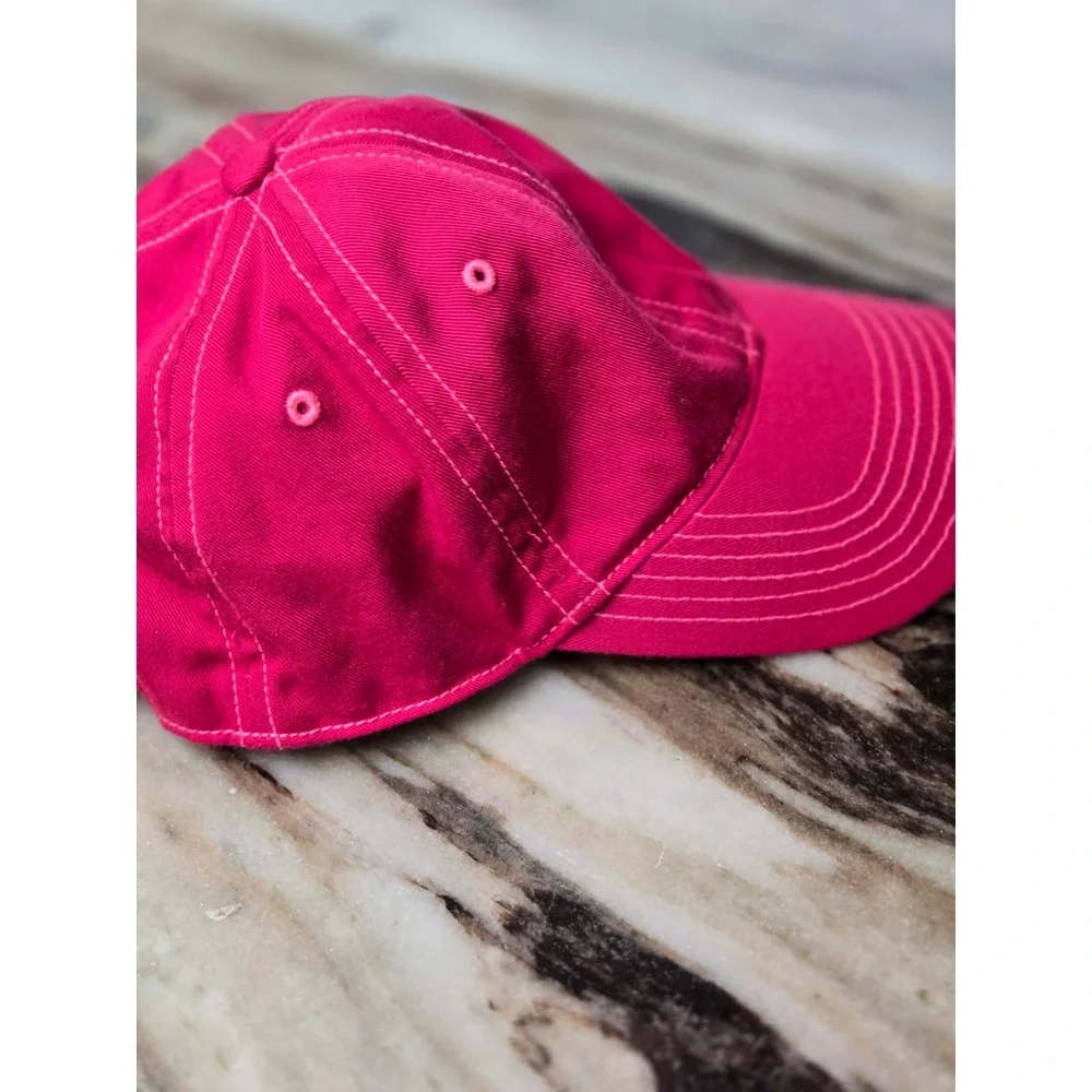 Under Armour Pink HeatGear Womens Adjustable Baseball Cap‎ Hat OSFA Polyester